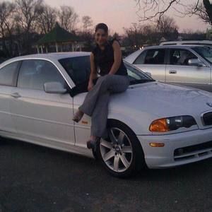 Meet your Posher, Maya